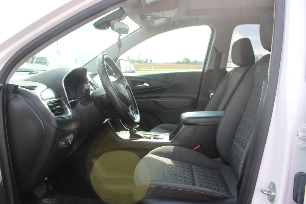Used 2022 Chevrolet Equinox LT FWD image 18