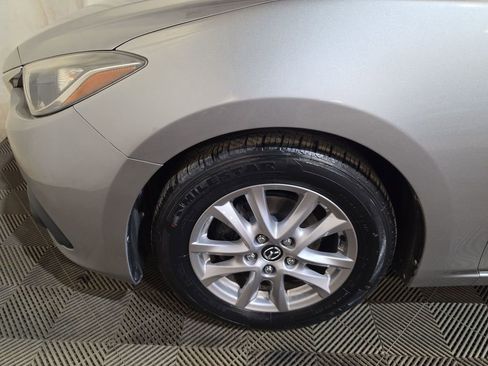 Used 2015 MAZDA MAZDA3 i Grand Touring FWD image 19