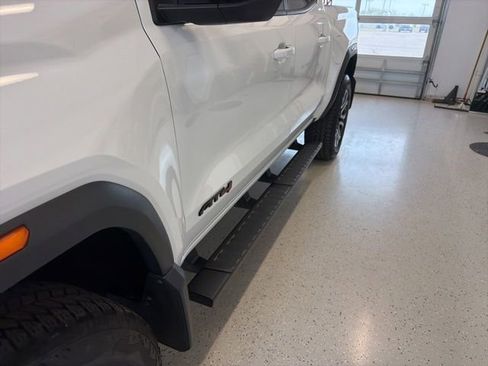 Used 2024 GMC Canyon AT4 w/ Canyon Safety Plus Package AWD/4WD image 6