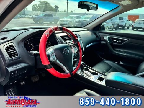 Used 2018 Nissan Altima 2.5 SR w/ SR Midnight Edition FWD image 3