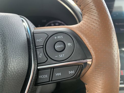 Used 2021 Toyota Avalon Limited w/ Advanced Safety Package image 20