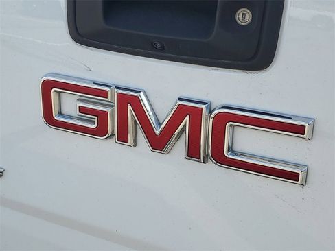 Certified 2018 GMC Canyon All Terrain w/ Trailering Package image 28