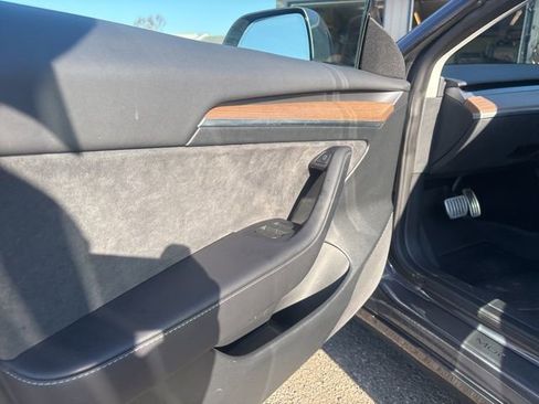 Used 2023 Tesla Model 3 Performance image 21