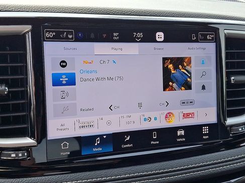 New 2027 Chrysler Pacifica Select FWD image 12