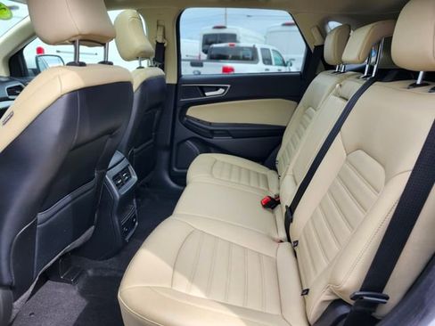 Certified 2022 Ford Edge SEL w/ Convenience Package image 16