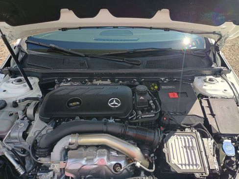 Certified 2025 Mercedes-Benz CLA 250 4MATIC image 24