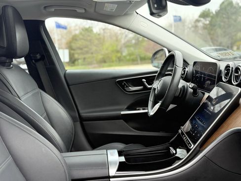 Used 2022 Mercedes-Benz C 300 Sedan image 23