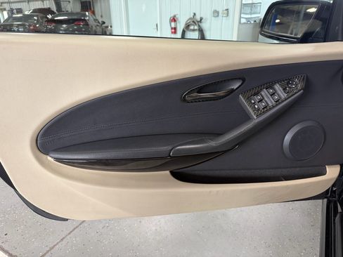 Used 2004 BMW 645Ci Convertible RWD image 11