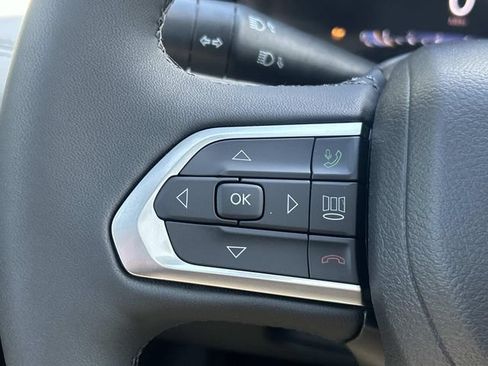New 2026 Jeep Compass Limited w/ Sun, Sound & Navigation Group AWD/4WD image 8
