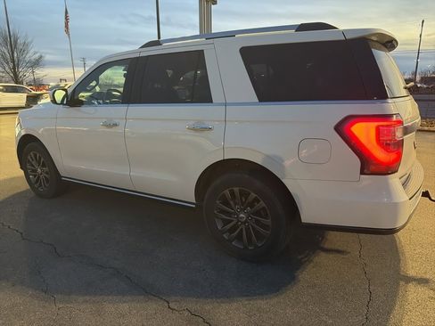 Used 2021 Ford Expedition Limited image 7