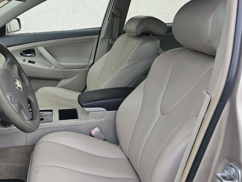 Used 2007 Toyota Camry LE image 23