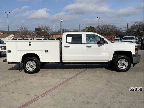 Used 2019 Chevrolet Silverado 2500 W/T w/ WT Convenience Package image 5