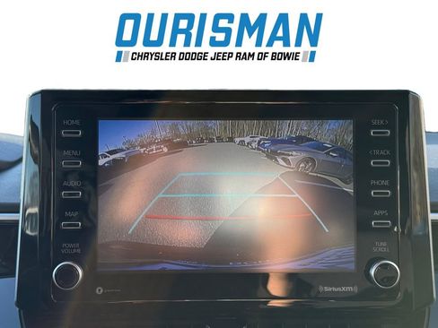 Used 2021 Toyota Corolla LE image 20