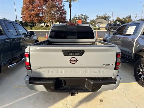 Used 2023 Nissan Frontier Pro-X w/ Pro-X Premium Package image 6