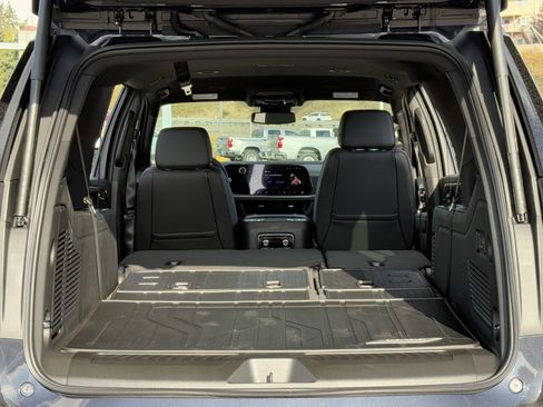 New 2026 Chevrolet Suburban LT w/ Comfort Package image 34