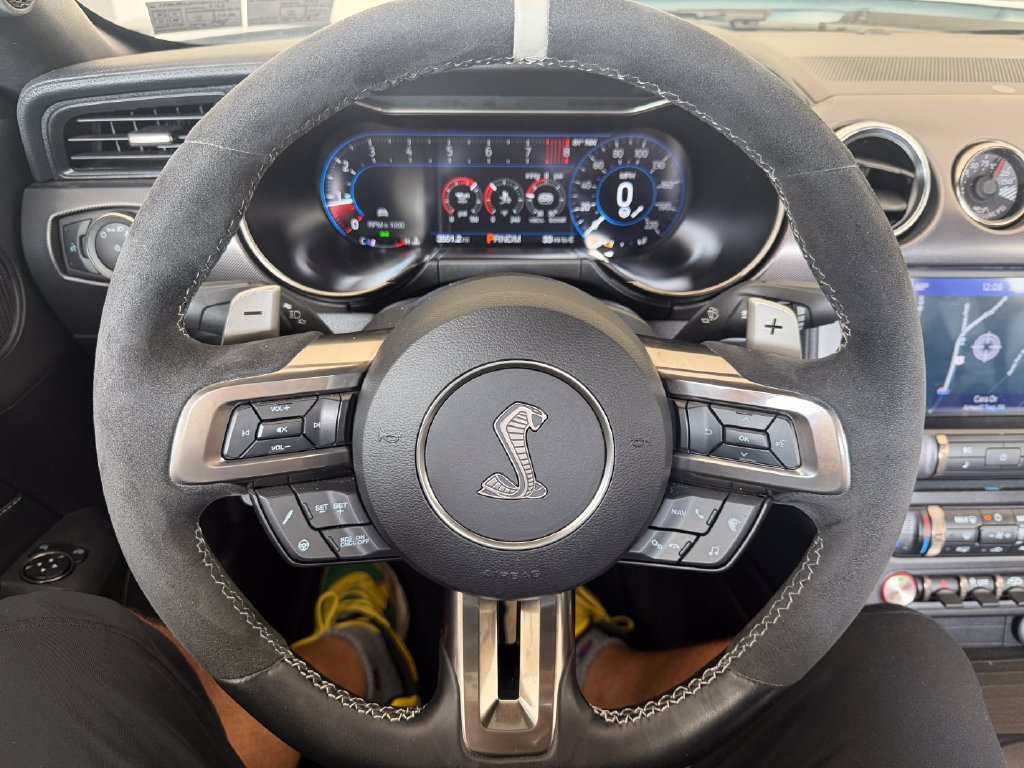 Used 2022 Ford Mustang Shelby GT500 w/ Technology Package RWD image 30