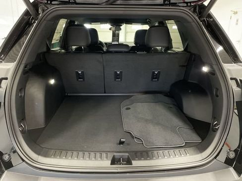 New 2026 Chevrolet Equinox RS w/ Convenience Package III FWD image 15