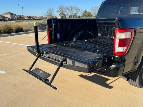 Used 2021 Ford F150 Platinum w/ Equipment Group 701A High image 23