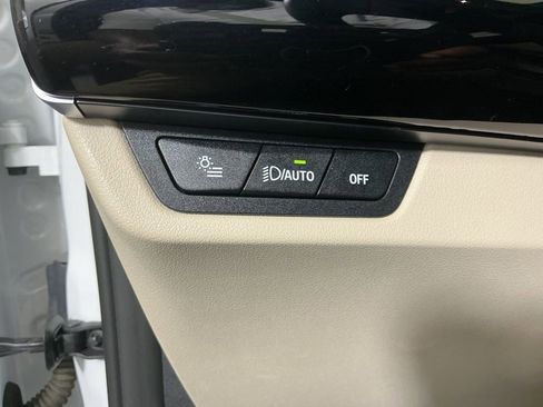 Certified 2025 BMW X1 xDrive28i w/ Convenience Package image 18