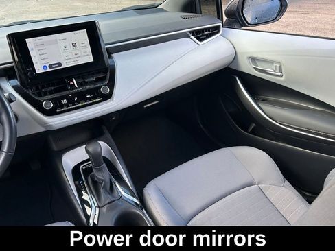 Used 2024 Toyota Corolla SE image 11