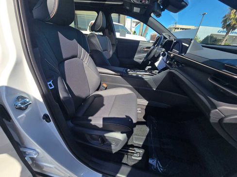 New 2026 Toyota Crown Signia image 12