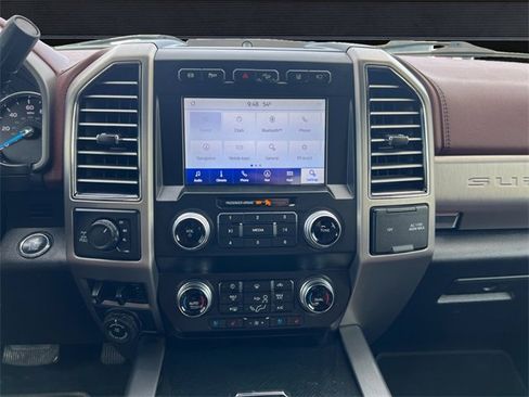 Used 2021 Ford F250 Platinum image 11