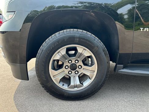 Used 2019 Chevrolet Tahoe LS AWD/4WD image 11