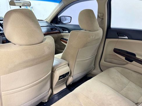 Used 2012 Honda Accord EX image 24