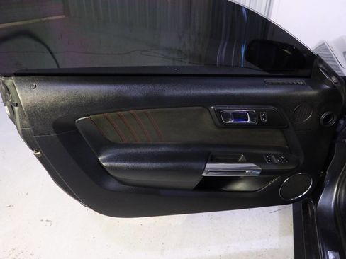 Used 2016 Ford Mustang GT Premium image 20