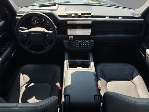 Used 2025 Land Rover Defender 130 X-Dynamic SE AWD/4WD image 9