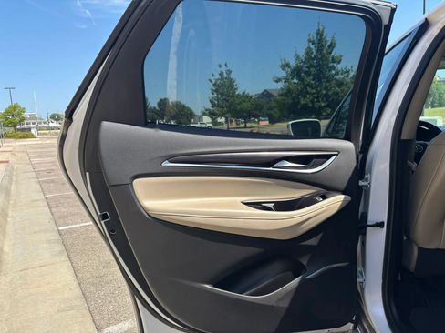 Used 2018 Buick Enclave Premium FWD image 26