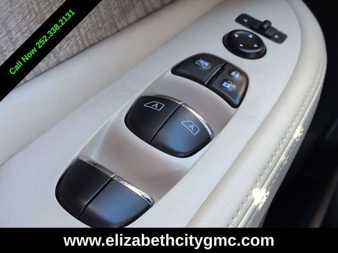 Used 2024 Nissan Murano SL w/ Cargo Package FWD image 24