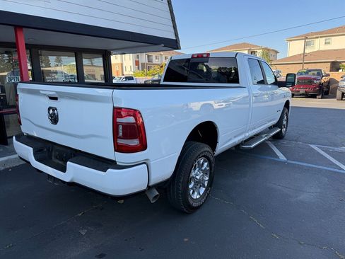 Used 2024 RAM 2500 Laramie AWD/4WD image 5