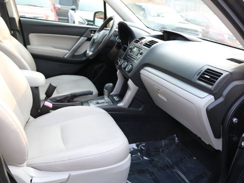 Used 2014 Subaru Forester 2.5i Limited image 40