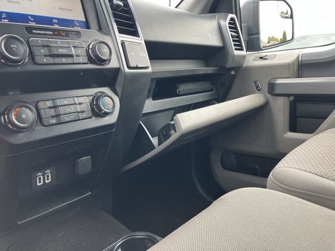 Used 2019 Ford F150 XLT w/ Equipment Group 302A Luxury AWD/4WD image 27
