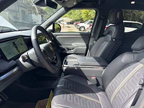 Used 2023 Rivian R1T Adventure Dual AWD/4WD image 14