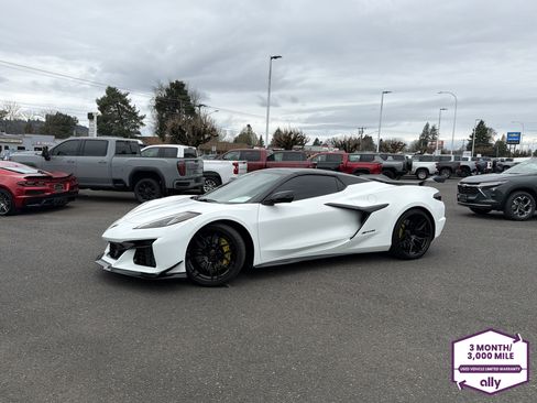 Used 2024 Chevrolet Corvette Z06 w/ Stealth Interior Trim Package image 1
