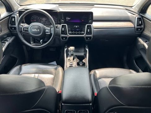 Certified 2023 Kia Sorento X-Line EX AWD/4WD image 14