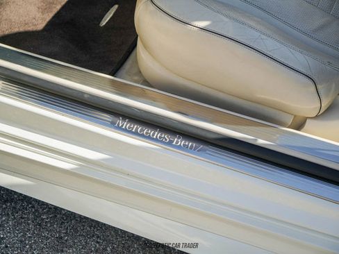 Used 2019 Mercedes-Benz S 560 Cabriolet image 35