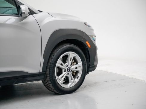 Used 2023 Hyundai Kona SEL image 7