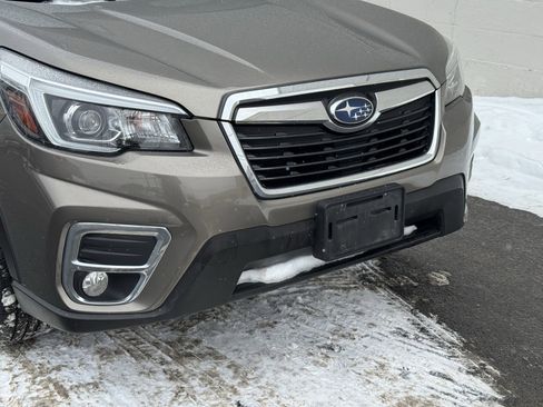 Used 2020 Subaru Forester Limited image 6