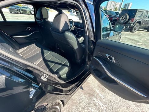 Used 2025 BMW 330i Sedan image 39