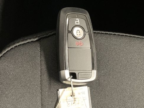 New 2024 Ford Edge SE image 23