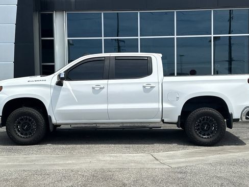 Used 2021 Chevrolet Silverado 1500 LT RWD image 7