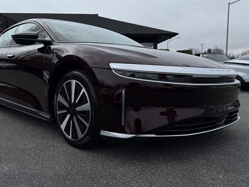 Used 2024 Lucid Air Touring image 13