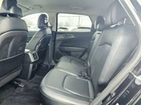 Used 2023 Kia Sportage EX AWD/4WD image 19