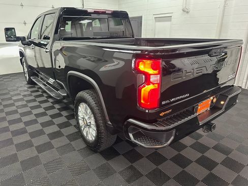 Used 2022 Chevrolet Silverado 3500 High Country AWD/4WD image 7
