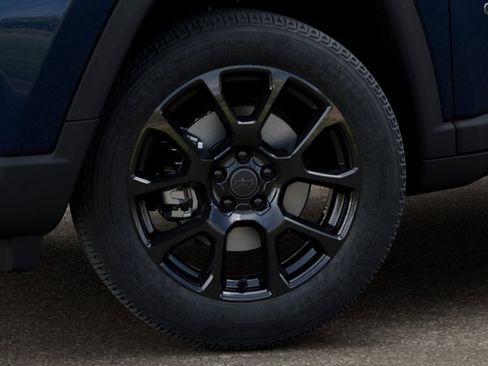 New 2026 Jeep Compass Latitude AWD/4WD image 8