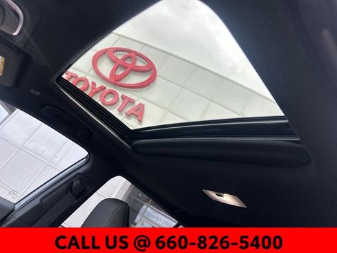 Used 2025 Toyota Corolla Cross AWD Hybrid w/ Convenience Package image 14