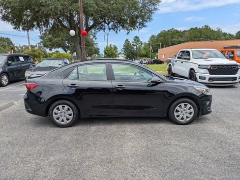 Used 2022 Kia Rio S FWD image 4